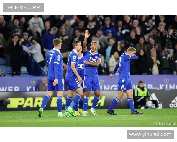 沙尔克04四连败遭遇危机，德甲排名下滑至倒数第二